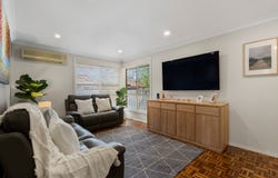 2 Oakwood Place, Hornsby Heights, NSW 2077