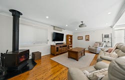 12 Stuart Street, Kotara South, NSW 2289