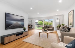7 Cairn Grove, Glen Waverley, Vic 3150