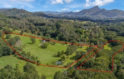 402 Smiths Creek Road, Uki, NSW 2484