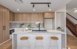 52 Dutton Street, Hawthorne, Qld 4171