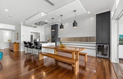 77 Sinclair Street, Kangaroo Point, Qld 4169