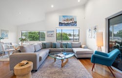 38 Charlotte Street, Wavell Heights, Qld 4012
