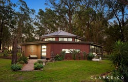 15 & 15A Nottage Hill Close, Branxton, NSW 2335