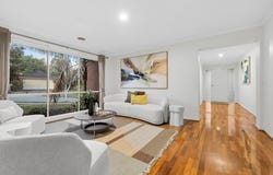 17 Nightingale Crescent, Berwick, Vic 3806