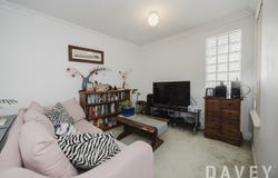 2/98 Deanmore Road, Scarborough, WA 6019