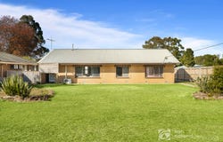 4 Oshannessy Street, Pakenham, Vic 3810