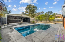 14 Pioneer Drive, Maiden Gully, Vic 3551