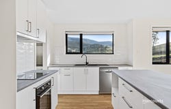 7 Fryett Drive, Claremont, Tas 7011