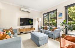 76A King Arthur Terrace, Tennyson, Qld 4105