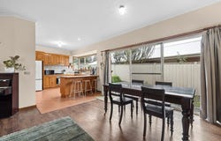 42 Warren Street, Kyneton, Vic 3444