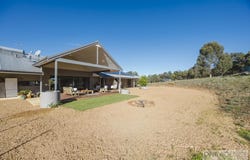 54 Ellendale Drive, Lower Chittering, WA 6084