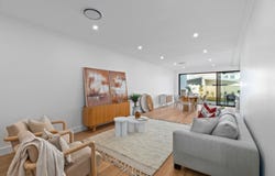 1/16 Nowack Avenue, Umina Beach, NSW 2257