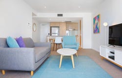 1504/2663 Gold Coast Highway, Broadbeach, Qld 4218