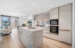 JEWEL 11202/36 Old Burleigh Road, Surfers Paradise, Qld 4217