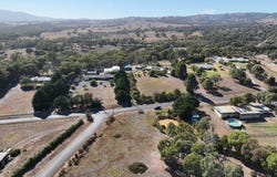 8 Roditis Avenue, Broadford, Vic 3658