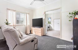 6 Lucas Street, Berserker, Qld 4701