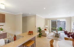 1/15 Kennedy Street, Reservoir, Vic 3073