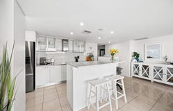 42/51 Grand Parade, Kawana Island, Qld 4575