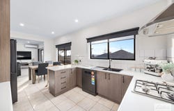 20 Cross Street, Newborough, Vic 3825