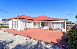 17 Boga Street, Lake Boga, Vic 3584