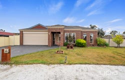 10 Moon Court, Maddingley, Vic 3340