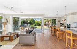 74 Dewar Terrace, Sherwood, Qld 4075