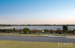 16 Lake Street, Rockingham, WA 6168