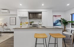 9 Travertine loop, Berwick, Vic 3806