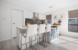 127 Billabong Parade, Chisholm, NSW 2322