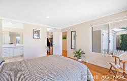 22 Harvest Lakes Boulevard, Atwell, WA 6164