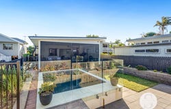 3 Raymond Street, Shorncliffe, Qld 4017