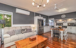 4 Slater Street, Oakhurst, Qld 4650