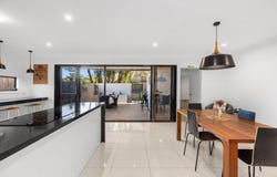 129 Queens Parade, Brighton, Qld 4017