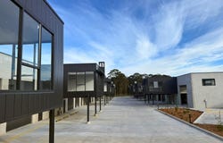 17 Norfolk Avenue, South Nowra, NSW 2541