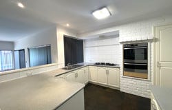 12 Empire Way, Thornlie, WA 6108