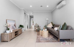 7 Freiberger Grove, Clyde North, Vic 3978