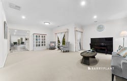 2 Terrace Gardens, Narre Warren South, Vic 3805