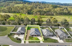 30 Newbery Chase, Yea, Vic 3717