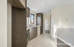 1/63 The Crescent, Midland, WA 6056