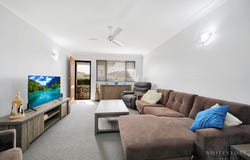 2/9 Avenell Street, Avenell Heights, Qld 4670