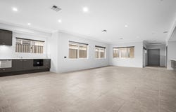 6 Swiftshire Road, Madora Bay, WA 6210