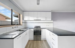 1/3 Hopkins Court, Sebastopol, Vic 3356