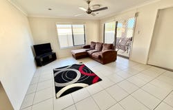 1/132 Price Street, Chinchilla, Qld 4413