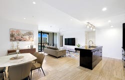 403W/1 Marina Drive, Benowa, Qld 4217