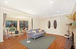 11 Riversdale Avenue, Burradoo, NSW 2576