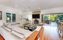 2 Ashdown Crt, Tinbeerwah, Qld 4563