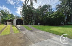 15 Chamberlain Street, Sadliers Crossing, Qld 4305