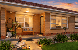 2/214 Findon Road, Findon, SA 5023