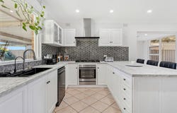 4 McEwan Avenue, Seaton, SA 5023